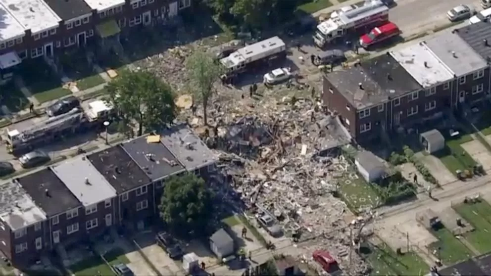 Una gran explosión de gas en Baltimore derrumba tres edificios residenciales