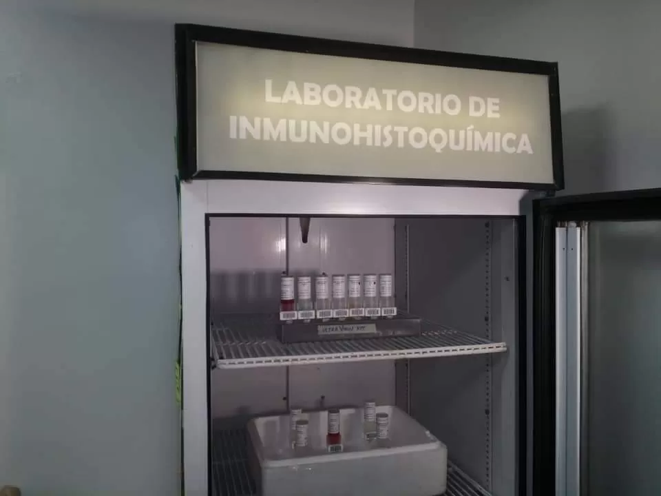 El hospital escuela inaugura a nivel nacional el primer lote laboratorio de INMUNOHISTOQUÍMICA