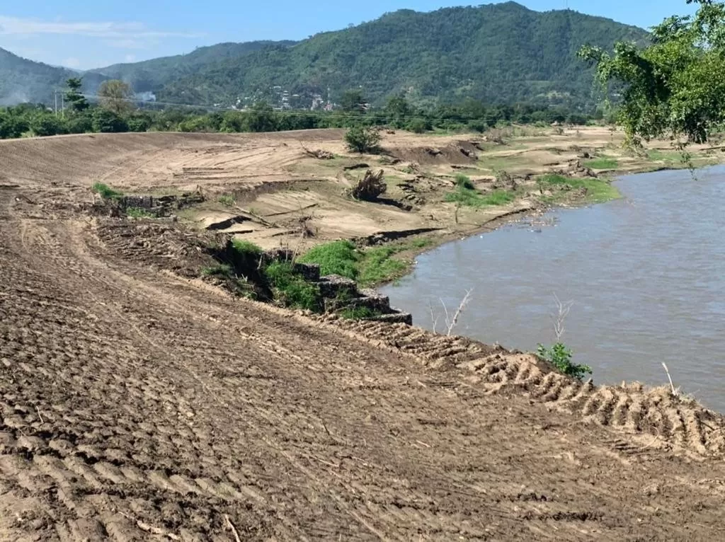 Gobierno desarrolla 15 proyectos de construcción, reconstrucción, dragado de ríos y mitigación en Chamelecón
