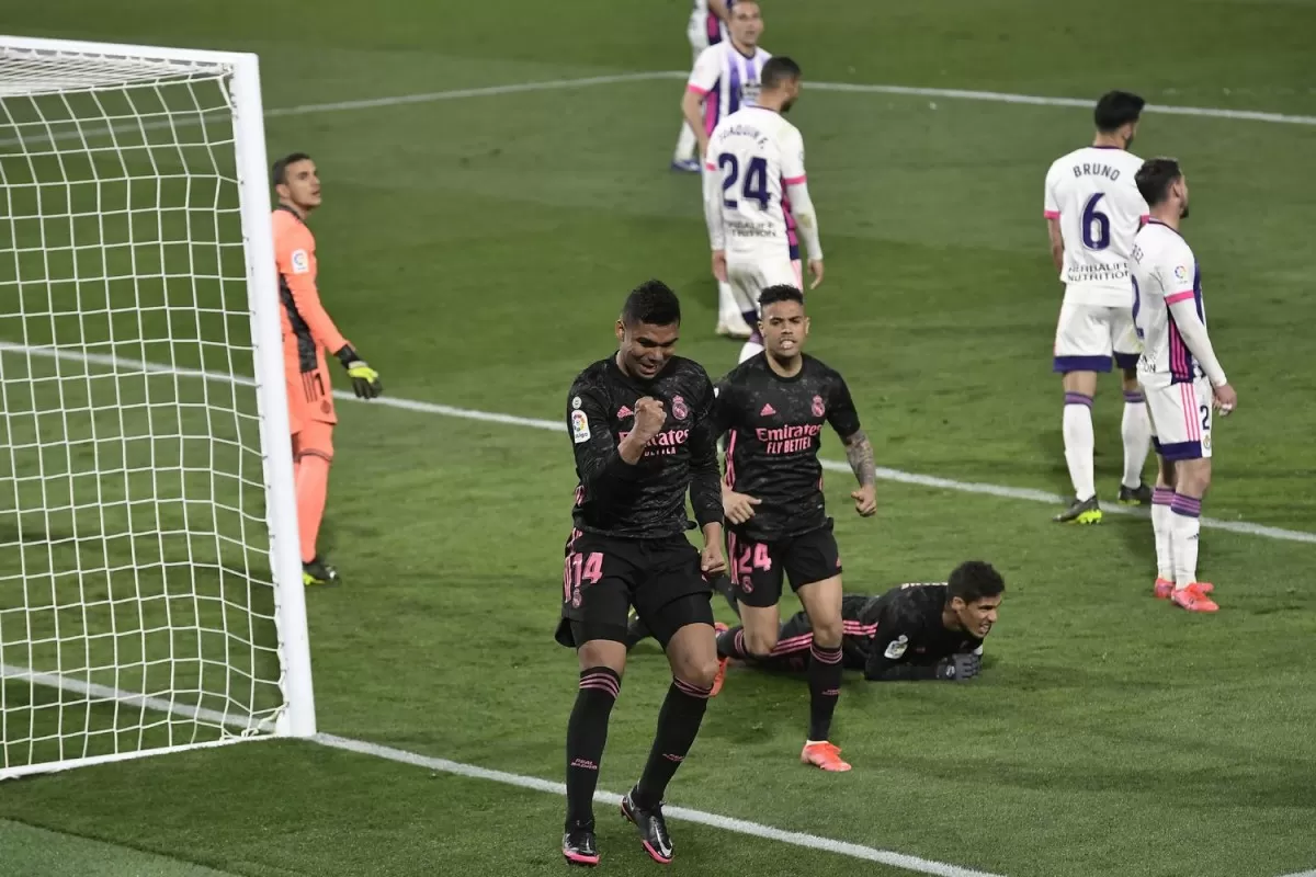 Atlético de Madrid pierde 2-0 con el Levante y Real Madrid acorta distancia