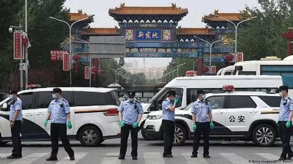 China desmanteló una red de vacunas falsas contra la COVID-19