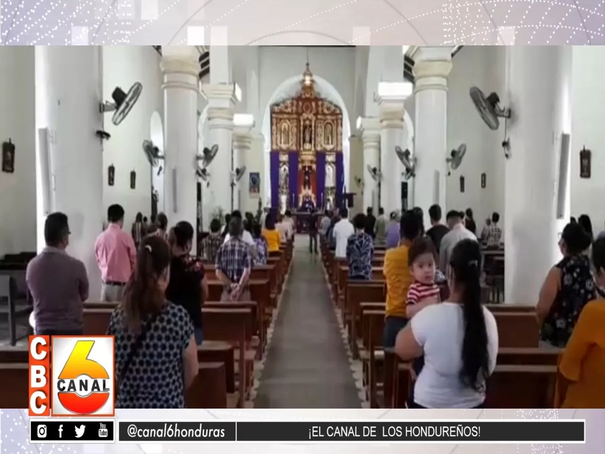 Con restricciones por Covid-19 Iglesia Católica celebra Miércoles de Ceniza
