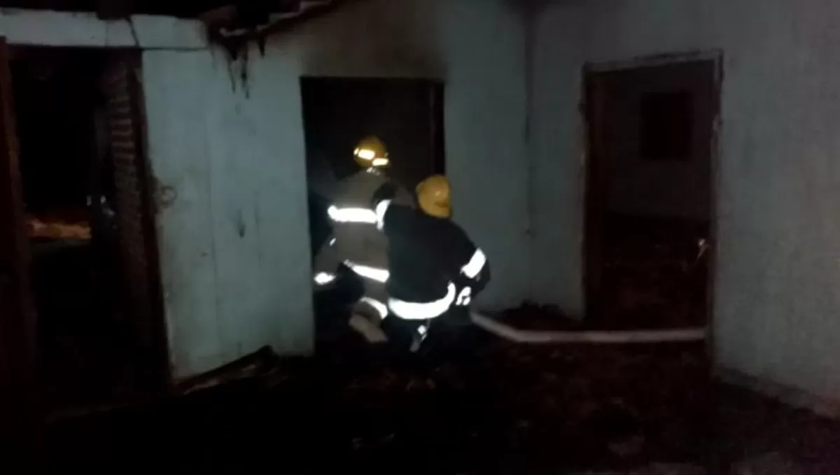 Doloroso: Dos menores de edad mueren tras incendio estructural en Valle
