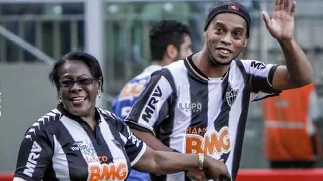 Fallece madre de Ronaldinho a causa del coronavirus