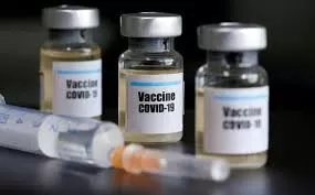 Finanzas y farmacéutica firman acuerdo para la compra de la vacuna contra el covid-19
