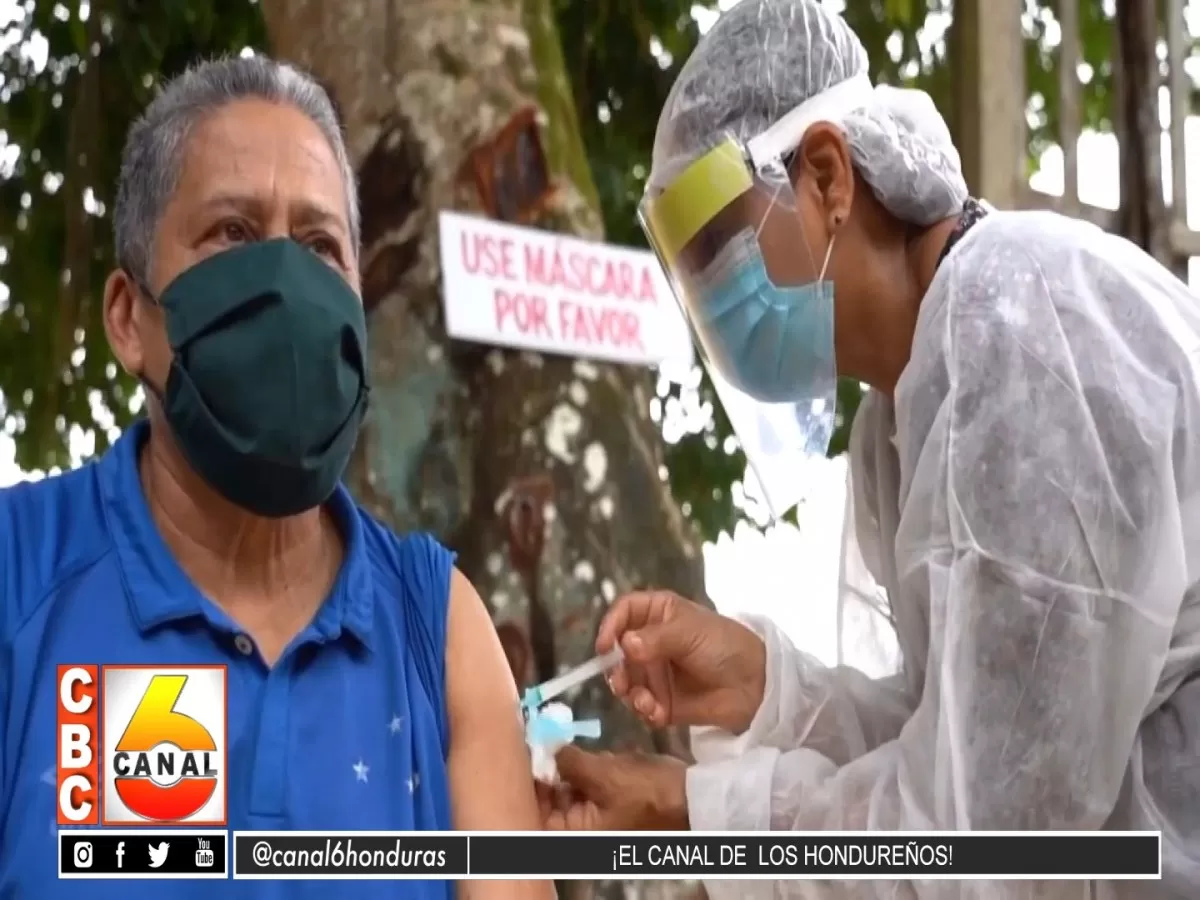 Gremio medico cuestiona incapacidad para obtener la vacuna en Honduras