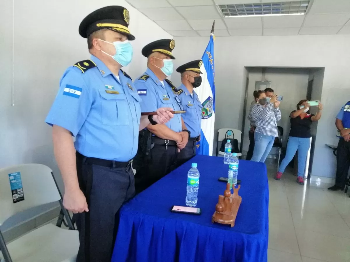 Nuevo comandante asume dirección de la Unidad Departamental Policial con sede en Comayagua
