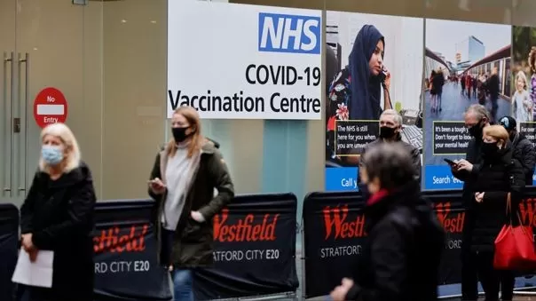 Reino Unido reduce las hospitalizaciones gracias a la vacuna contra el COVID-19
