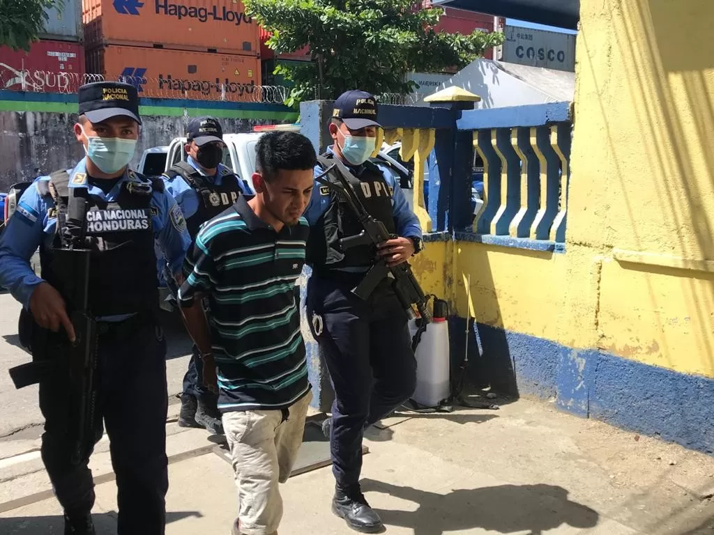 Por triple asesinato es capturado un sujeto en Omoa Cortés
