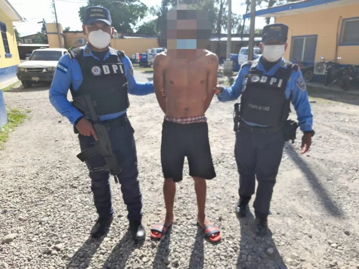 Agentes policiales capturan a sospechoso del delito de violación en zona atlántica