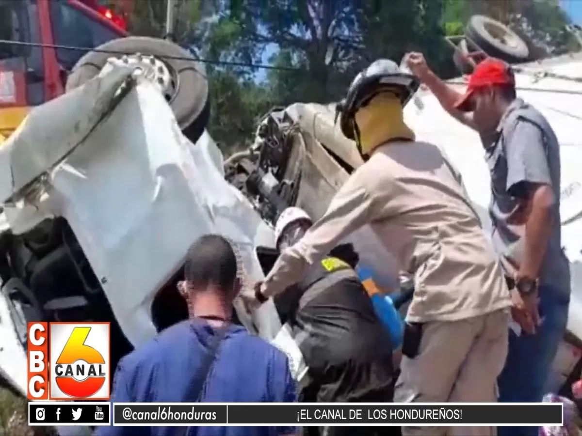 Bus se accidenta en Copán y deja varios lesionados