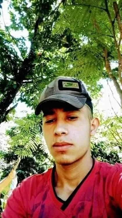 Como Erlin Franco de 20 años fue identificado el joven asesinado en Santa Bárbara