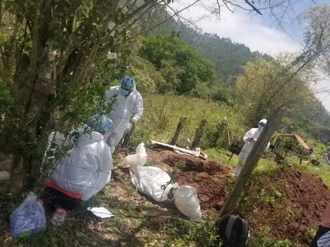 Exhuman en Yorito, Yoro, cadáver de expresidente de Tribu Tolupán