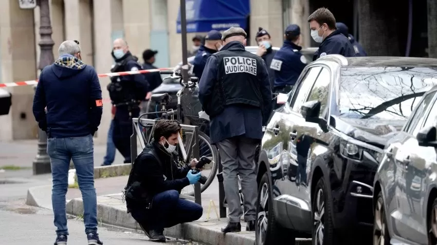 Francia: un muerto y un herido deja tiroteo frente a un hospital de Paris