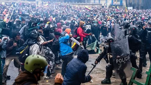 Colombia: asciende a 42 la cifra de muertos en las protestas
