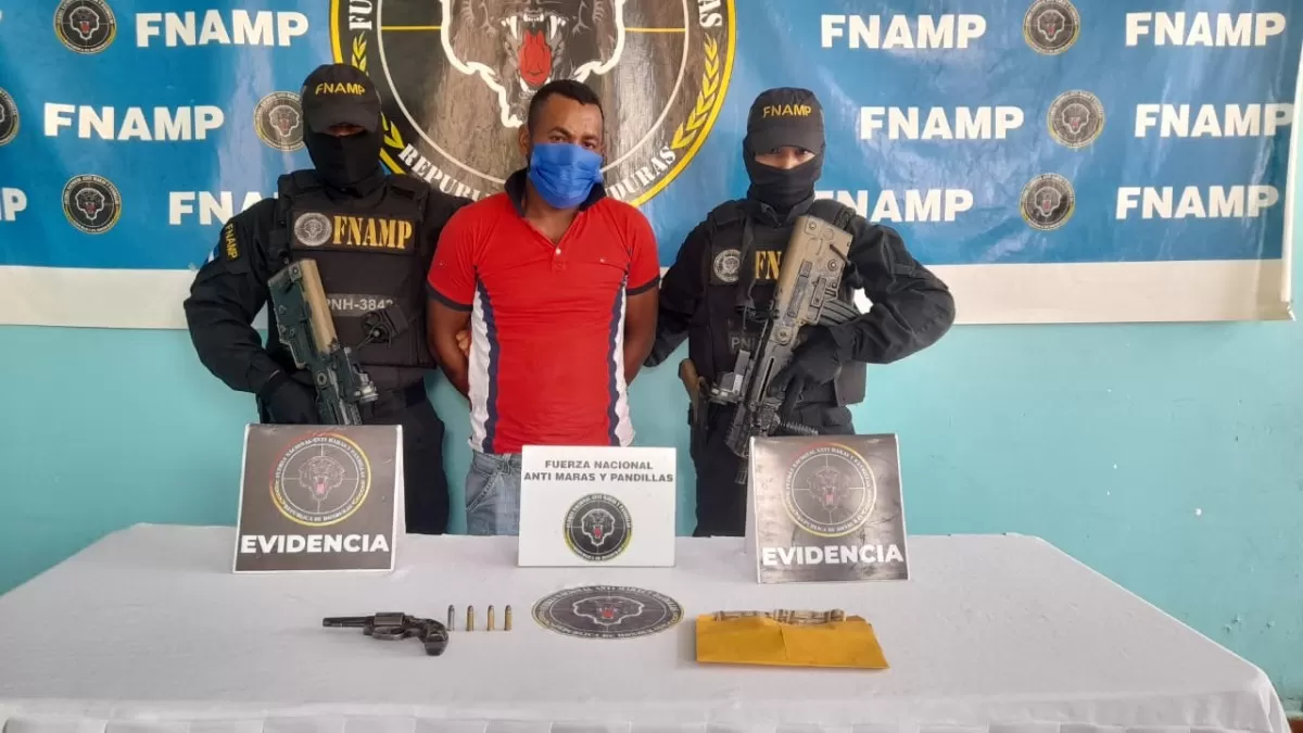 FNAMP detiene a El Chispa miembro activo de la Pandilla 18, quien amenazaba al transporte de Olanchito, Yoro por extorsión