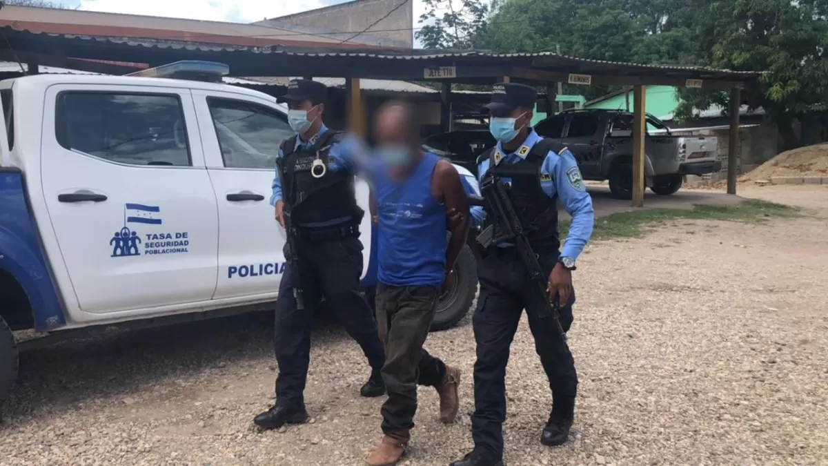 Funcionarios policíales capturan prófugo de la justicia por el delito de homicidio en Olancho
