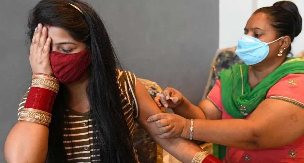 Al menos 2500 personas fueron estafadas con vacunas falsas contra el covid en India