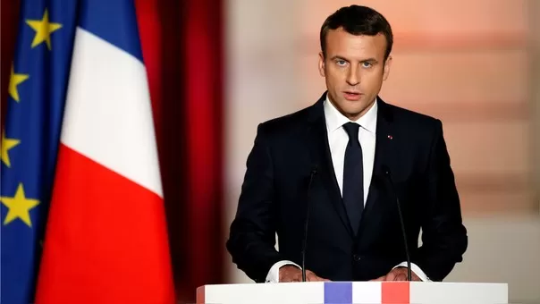 El presidente de Francia, Emmanuel Macron, fue abofeteado por una persona