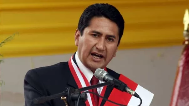 PERÚ: Fiscalía abrió una investigación preliminar al fundador del partido de Castillo por blanqueo de dinero