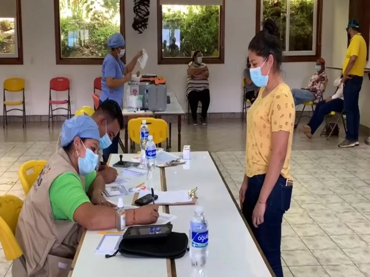 Amplían vacunación a sector turismo de Santa Cruz de Yojoa