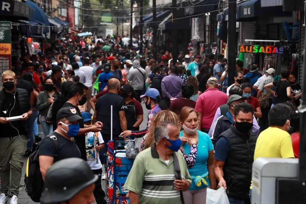 México continuará en semáforo verde dos semanas más