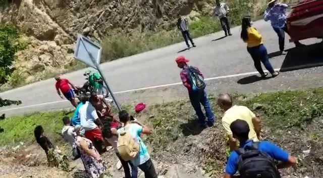 Un accidente de tránsito se reporta en el Desvío Las Escobas, sector de Teupasenti
