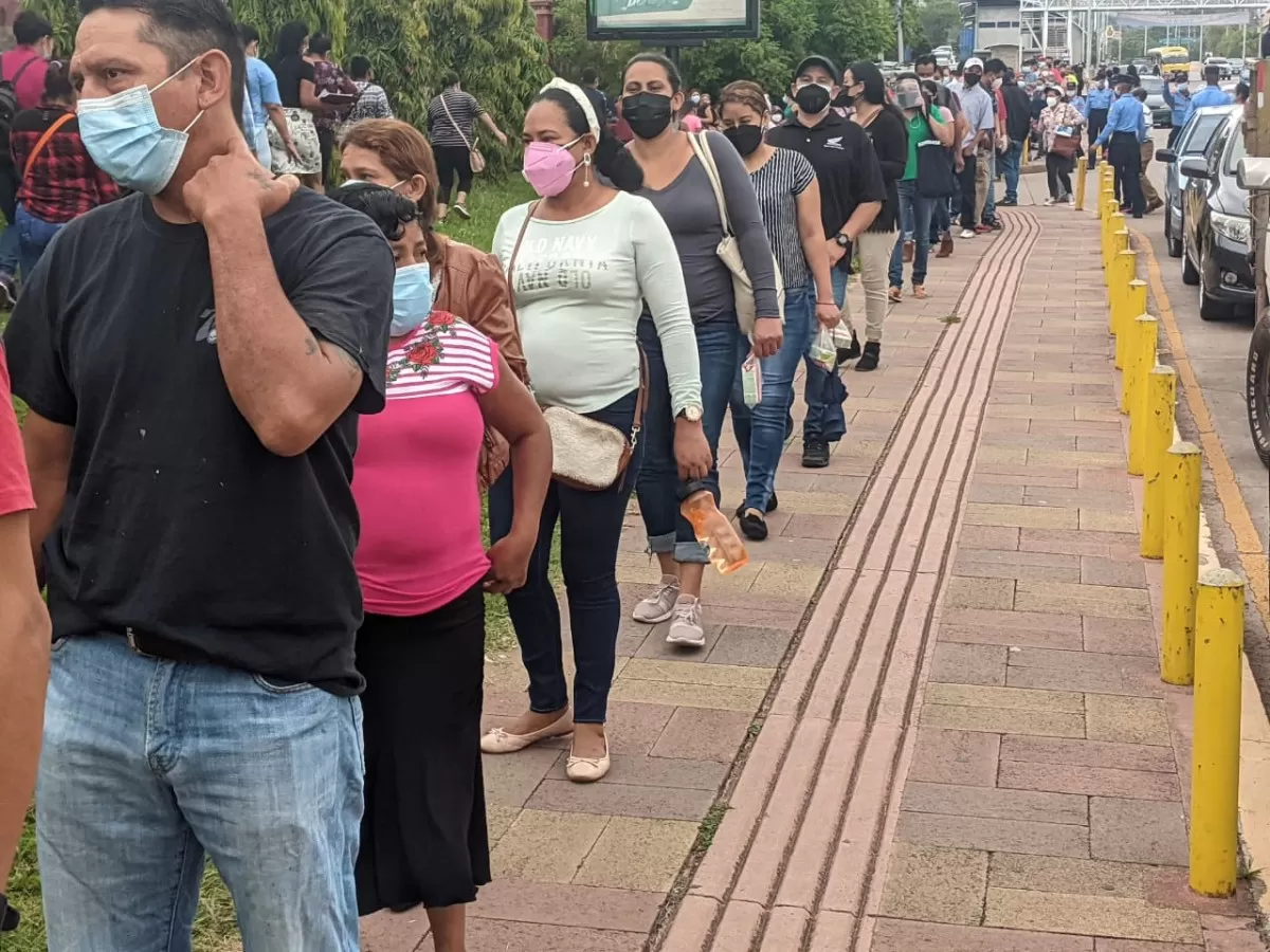 Vacunatón espera inmunizar a más de 75,000 hondureños este fin de semana