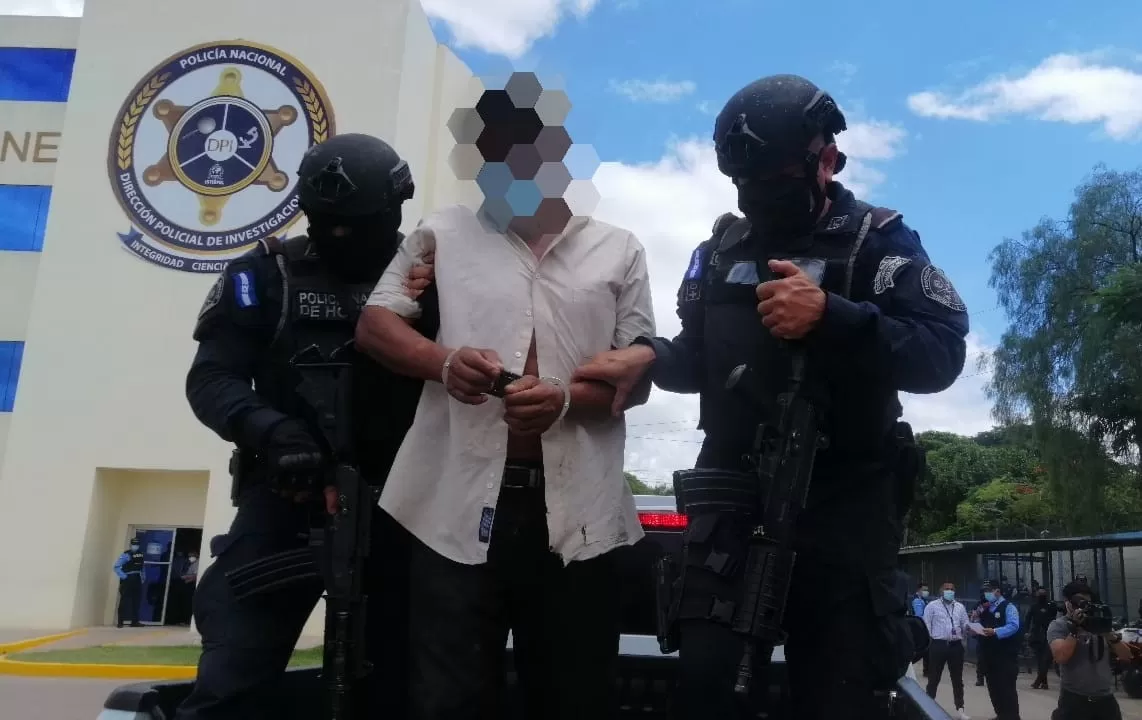 DPI arresta cinco sujetos por incendiar posta policial en Reitoca
