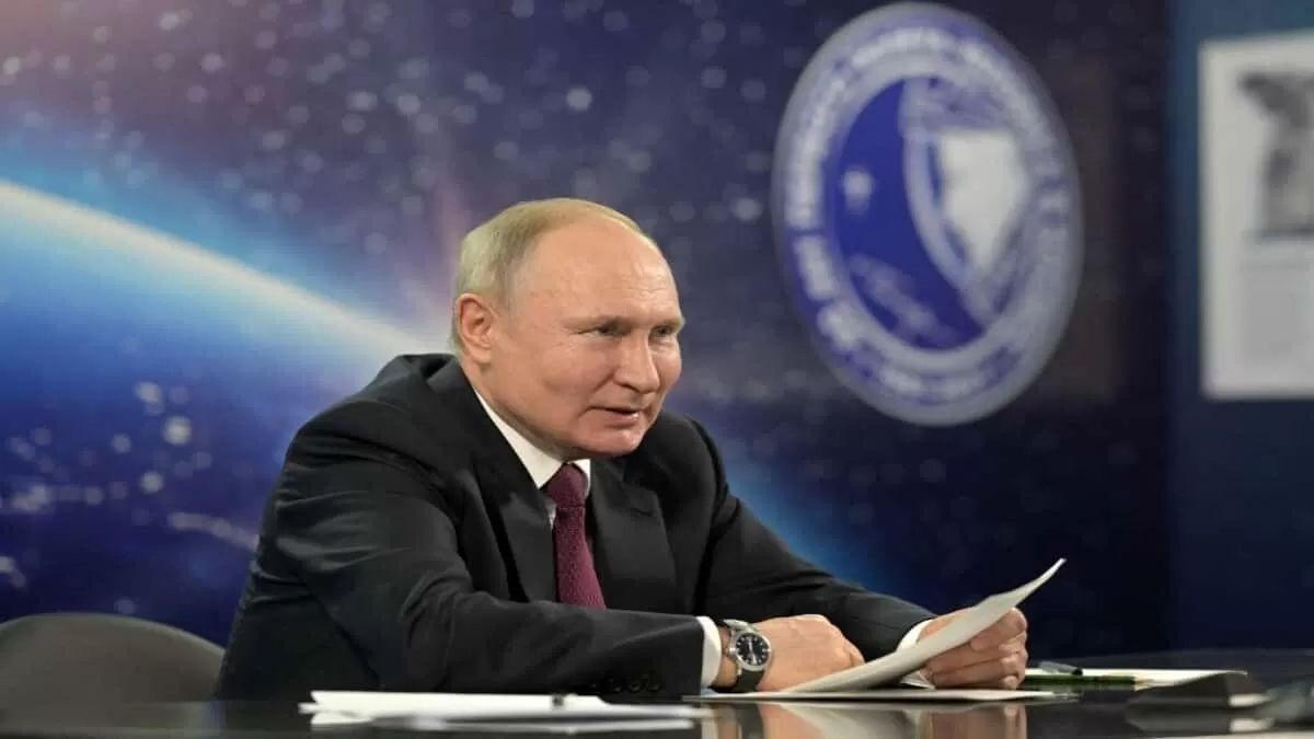 Presidente Vladimir Putin en aislamiento tras casos de covid-19