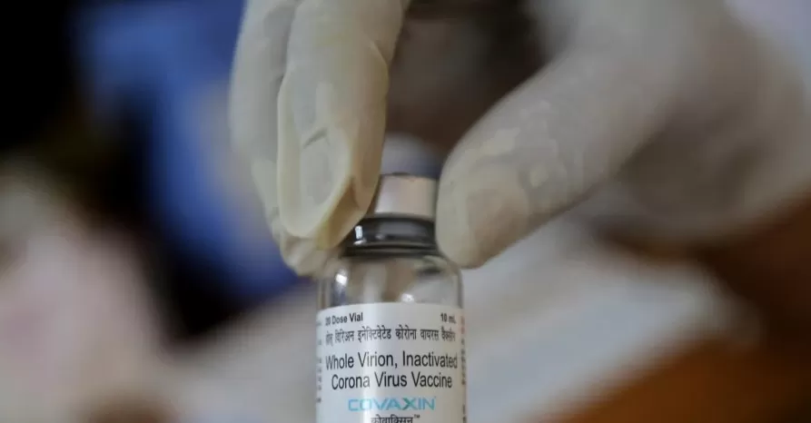 ¿Cuáles son las vacunas contra el COVID aceptadas para entrar a EE. UU.?