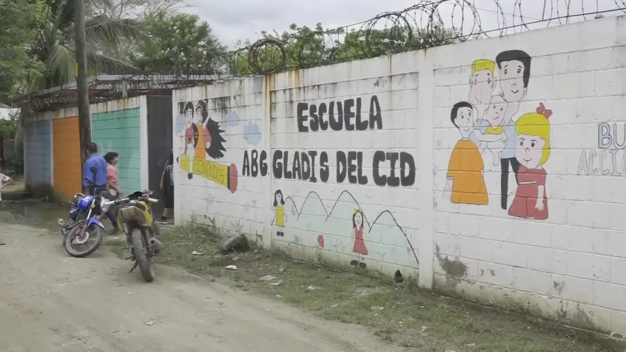 Destruida la Escuela Gladis del Cid en La Flor de Cuba