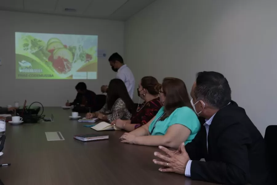 Merienda Escolar se reactiva y la SEDIS establece acercamiento con la AMOHN para llevarla a todos los municipios de Honduras