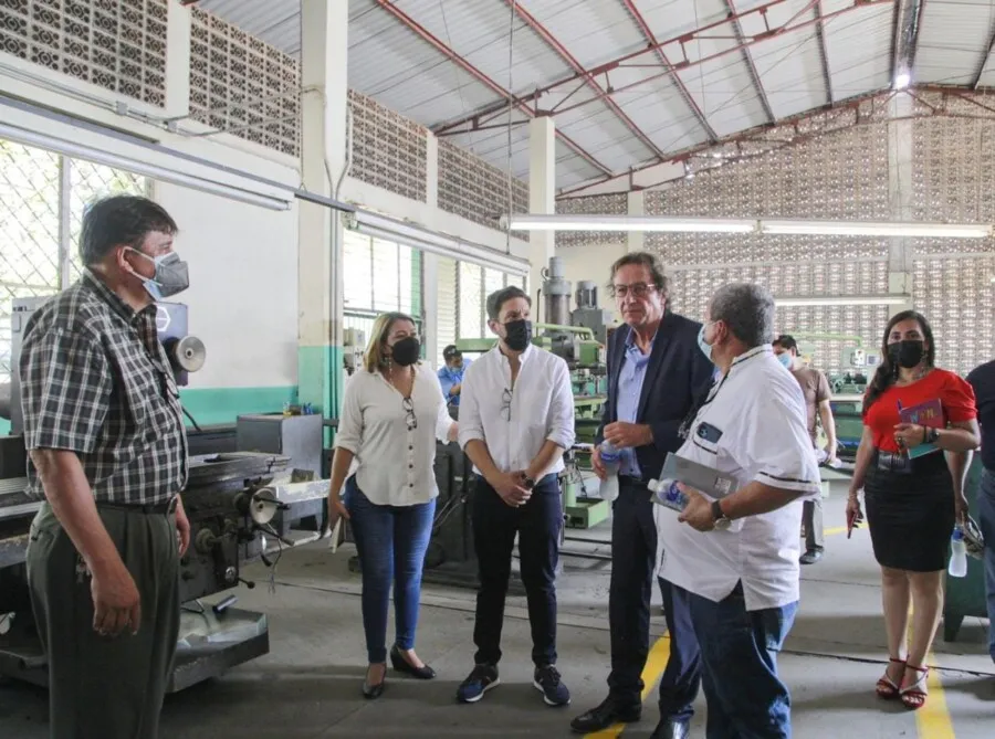 Embajador de Alemania en Honduras, Jens Janik, visitó este día las instalaciones del Centro Técnico Hondureño Alemán