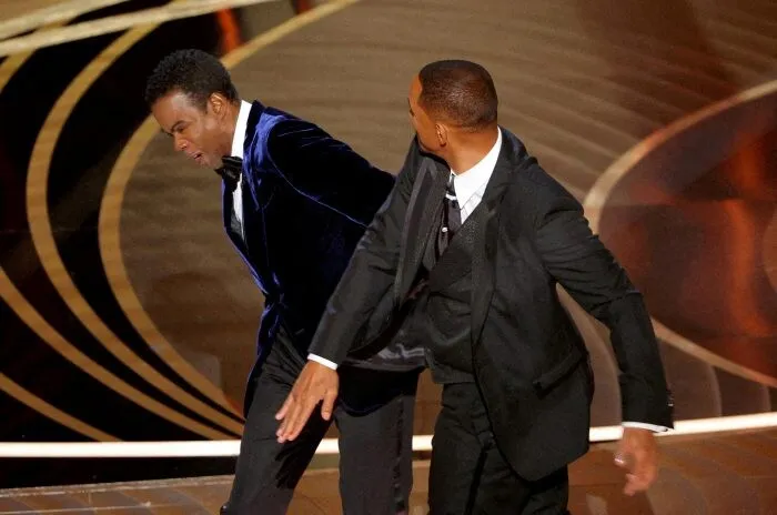 La Academia prohíbe a Will Smith asistir a los Oscar por 10 años tras cachetada a Chris Rock