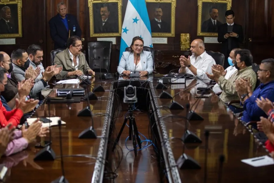 Logran acuerdos transportistas y el Gobierno de Honduras