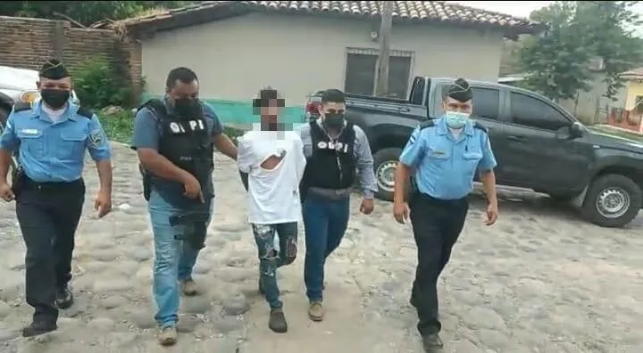 Policías de la UDEP-17 capturan sospechoso del delito de violación especial en Valle