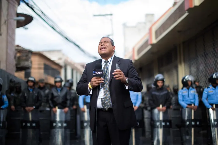 Presidenta Xiomara Castro se solidariza con el periodista César Omar Silva