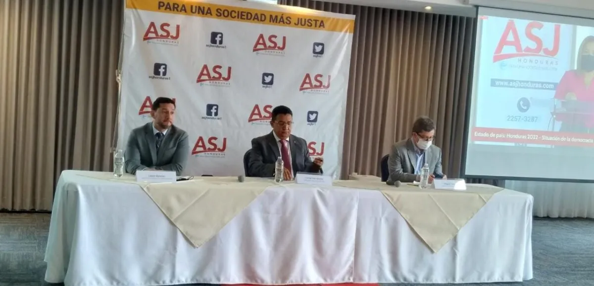 Financiamiento ilícito de campañas políticas, alta conflictividad social y falta de independencia de los poderes del estado entre desafíos de la democracia hondureña