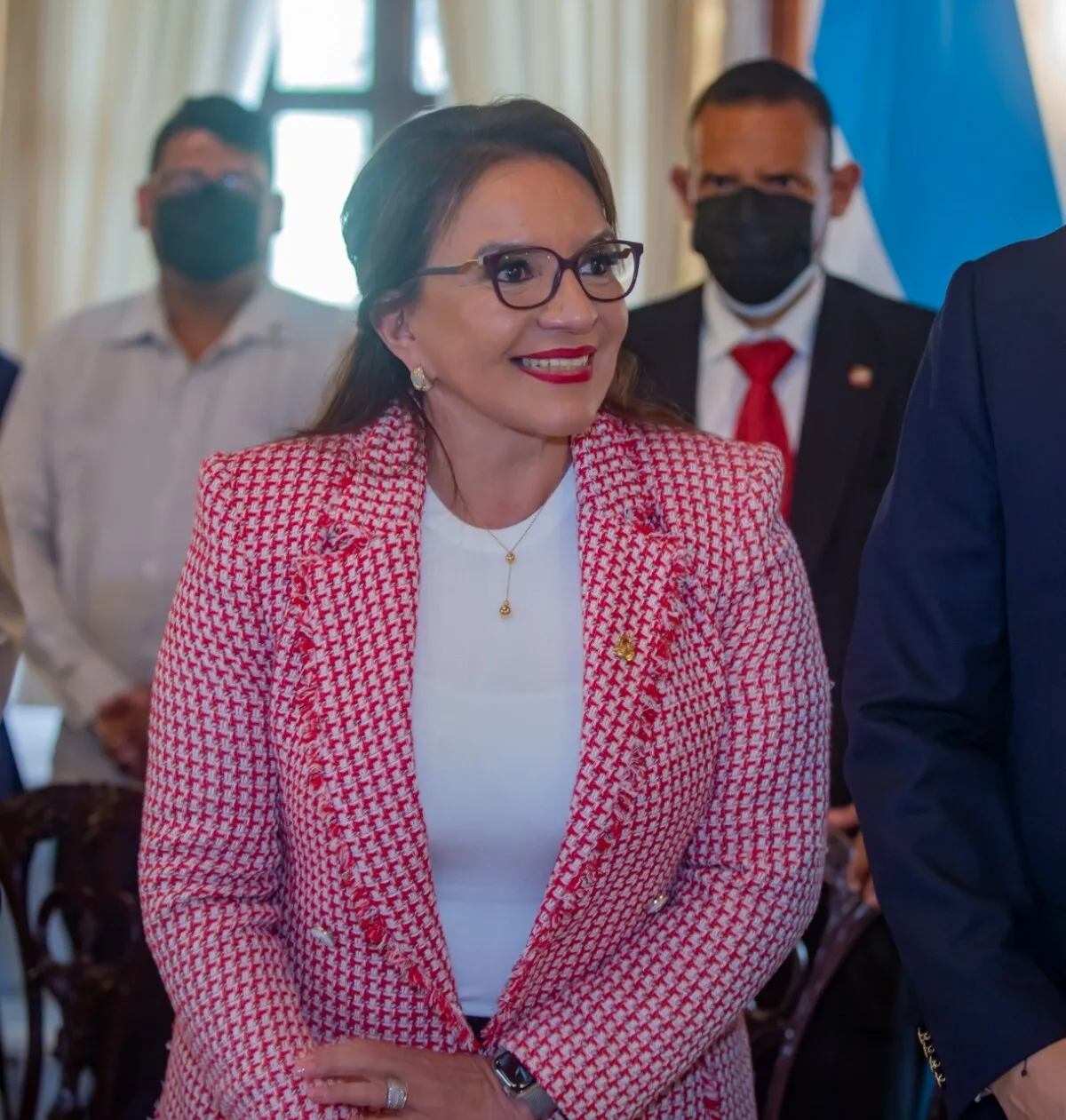 Presidenta Xiomara Castro: “Estoy agradecida con el presidente Luis Redondo porque ha cumplido los compromisos del Acuerdo Bicentenario”