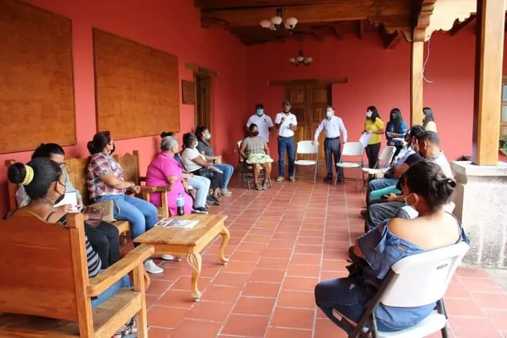 Alcaldía de Comayagua organiza en microempresas a mujeres del desaparecido programa El Lempirita