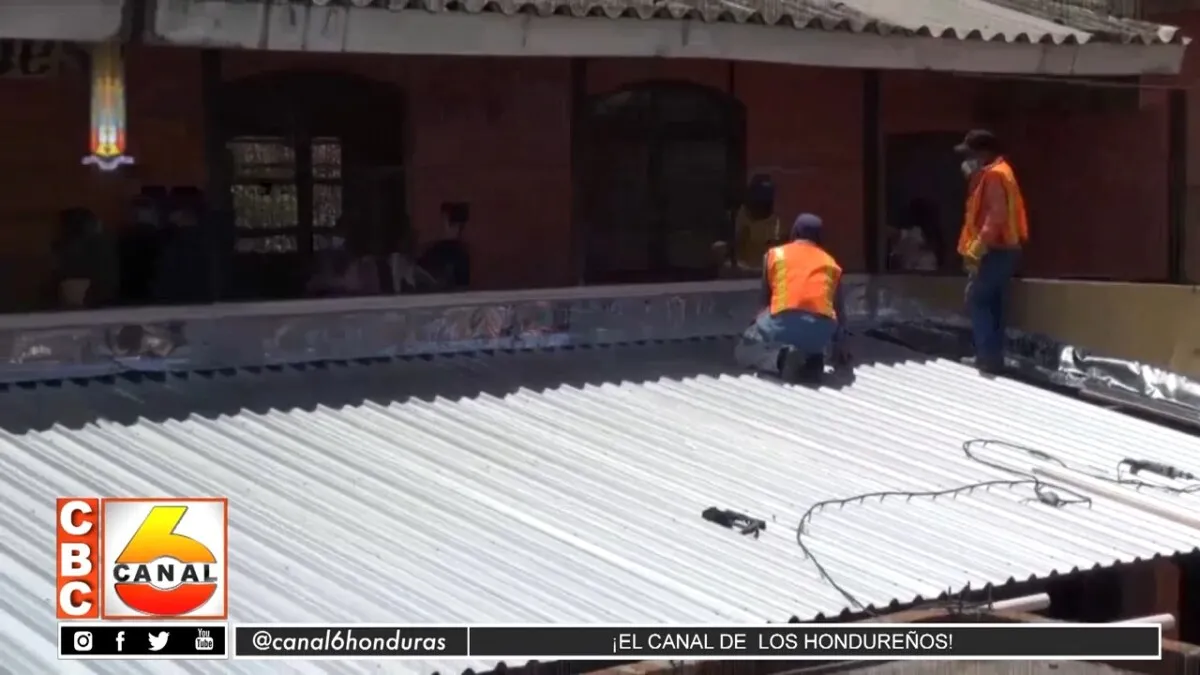 Alcaldía de Comayagua realiza obras de reparación en centros educativos