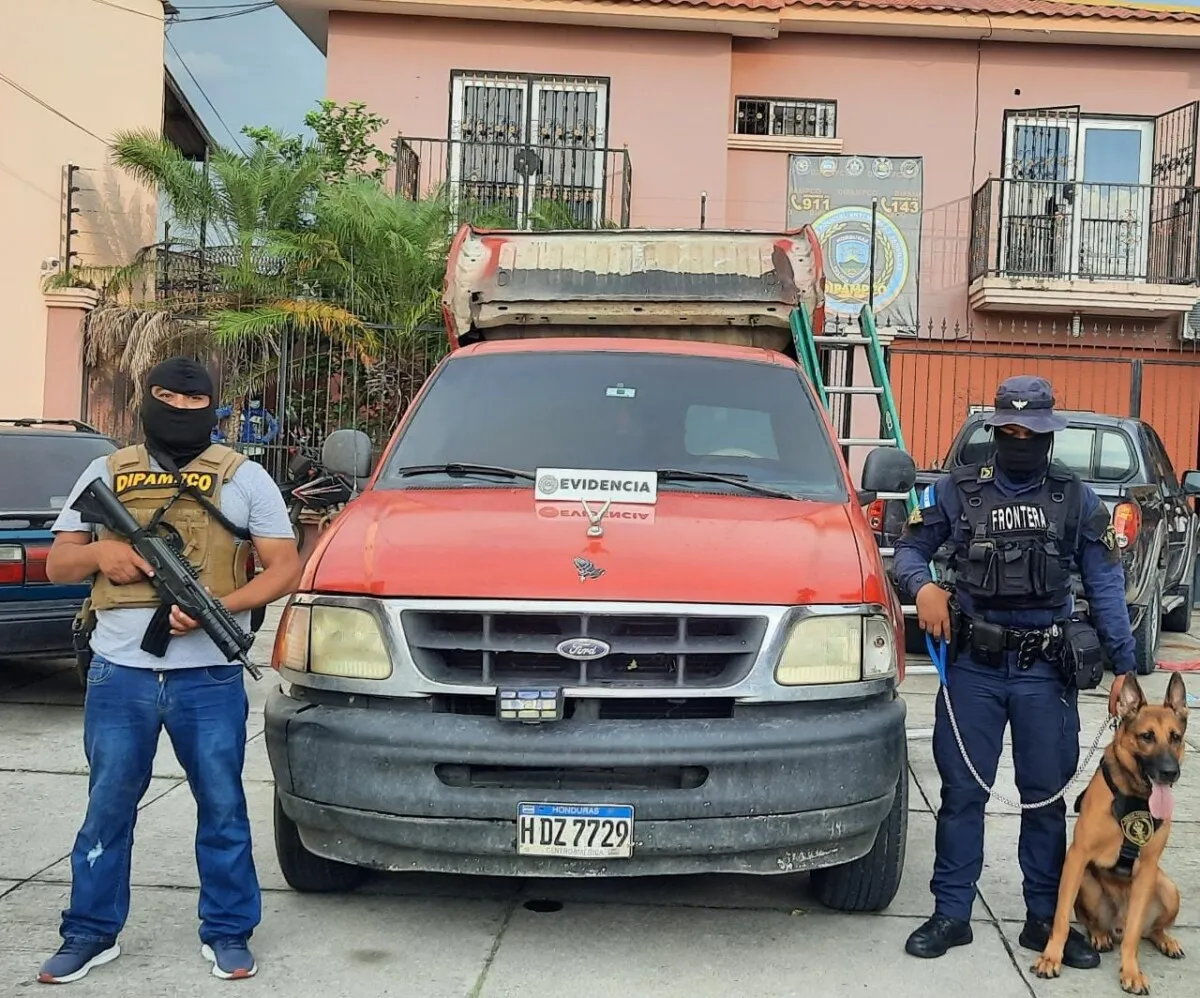 DIPAMPCO captura en San Lorenzo, Valle a alías Lolo con 260 libras de marihuana que iban en compartimiento falso de vehículo