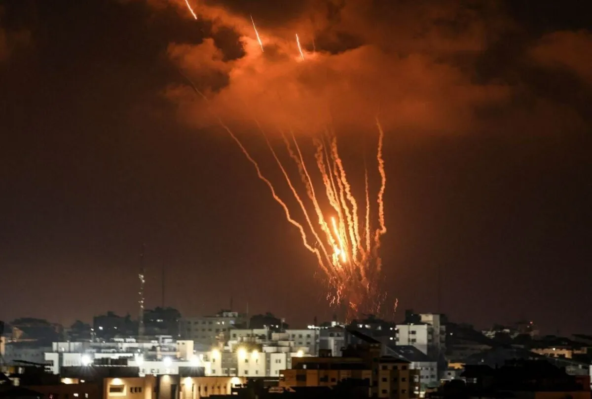 Israel bajo ataque de la Yihad Islámica. En 2 horas terroristas de Gaza lanzaron 71 cohetes hacia Israel