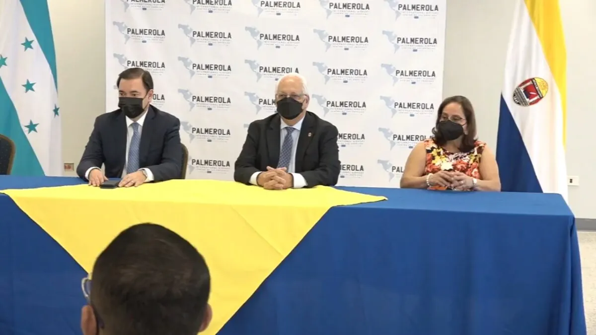 Palmerola International Airport y UNAH firman convenio marco de colaboracion