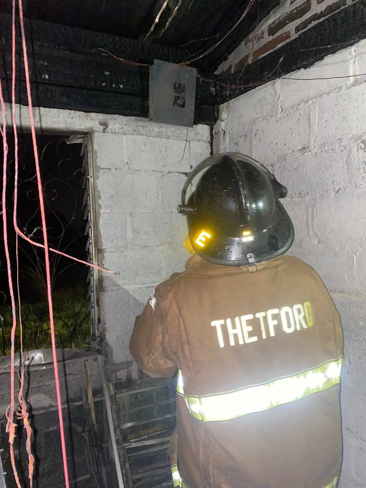 Pérdidas totales reportan bomberos de Yoro tras incendio en una vivienda
