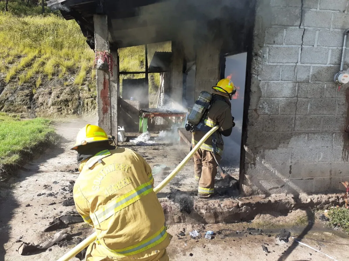 Bomberos de Siguatepeque reportan incendio de pequeñas proporciones