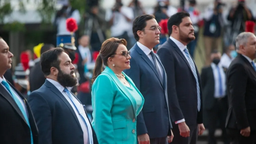 ¡Con fervor! Presidenta Castro da inicio a las festividades del 15 de septiembre