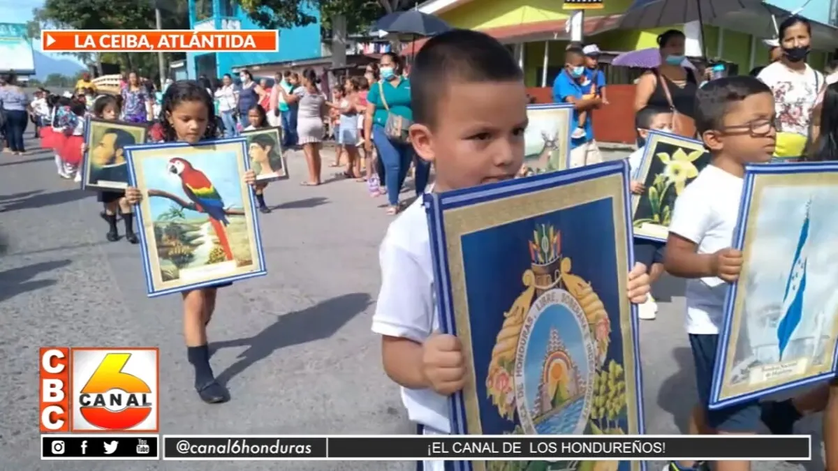 Con fervor y orgullo se desarrollaron desfiles en La Ceiba, Atlántida