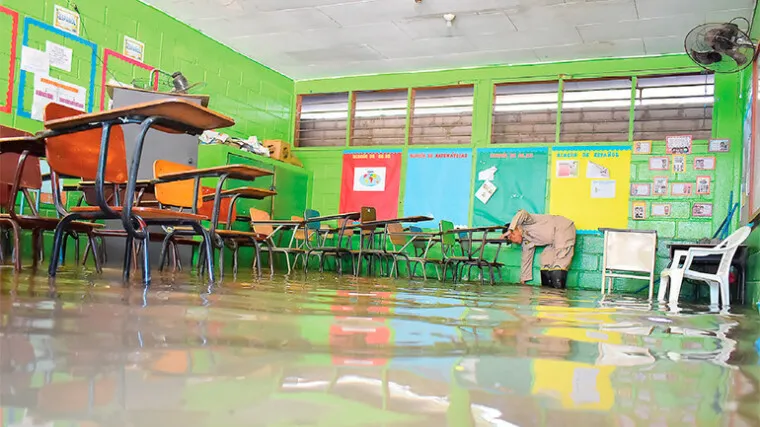 Educación reporta 45 centros educativos colapsados por lluvias